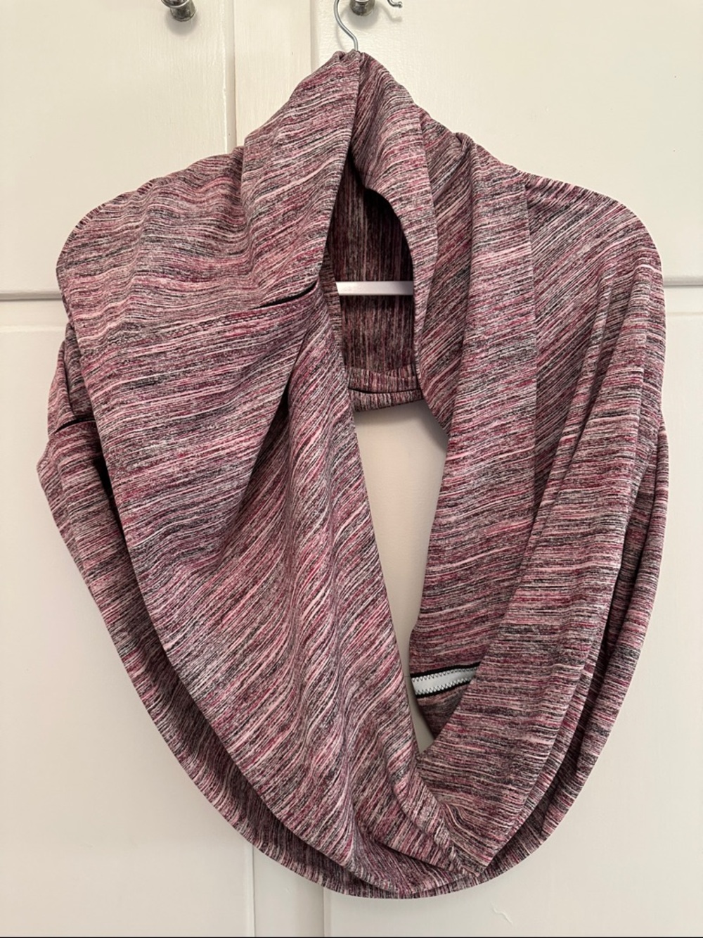 NEW Lululemon Infinity Wrap Scarf Pink Grey